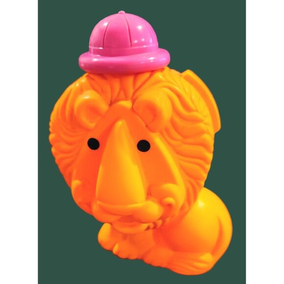 Vintage 1981 Lion Leo Avon Shampoo Bottle Figure With Pink Hat Kitsch - Picture 1 of 8